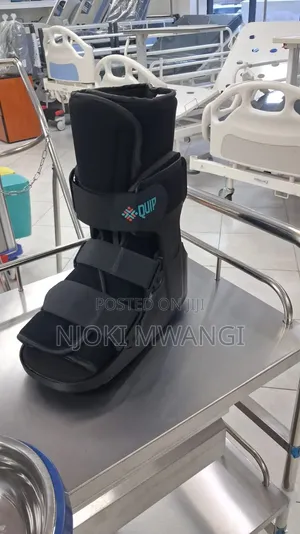 Air Walker Boot