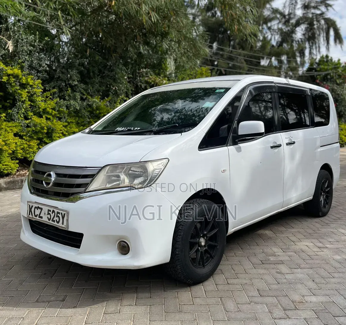 Nissan Serena 2013 White