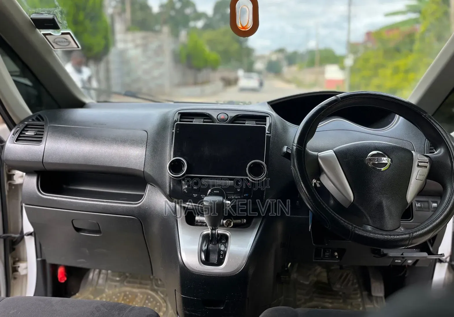 Nissan Serena 2013 White