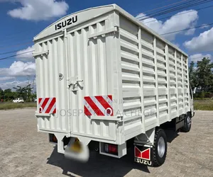 Isuzu NKR Diesel Manual