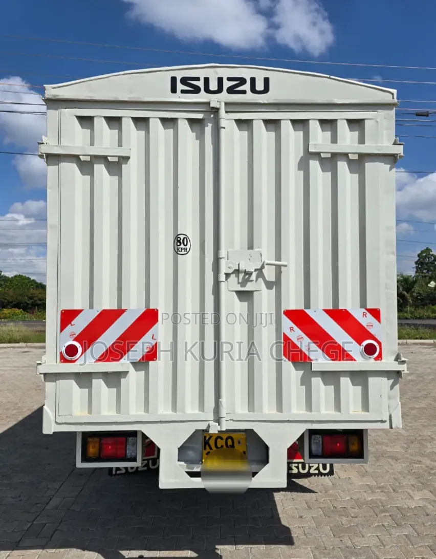 Isuzu NKR Diesel Manual