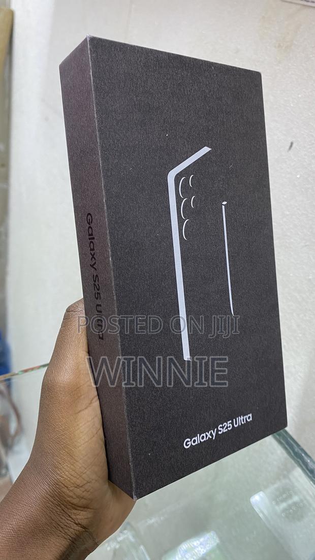 New Samsung Galaxy S25 Ultra 256 GB Black