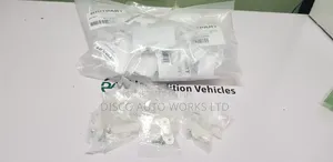 Land Rover Discovery 2 1 Headlight Clips