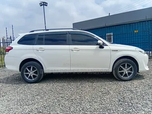 Toyota Corolla Fielder 2016 White