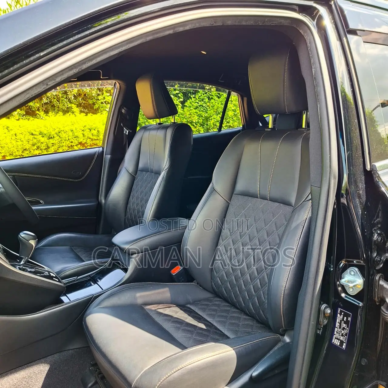 Toyota Harrier 2.0 4WD 2019 Black
