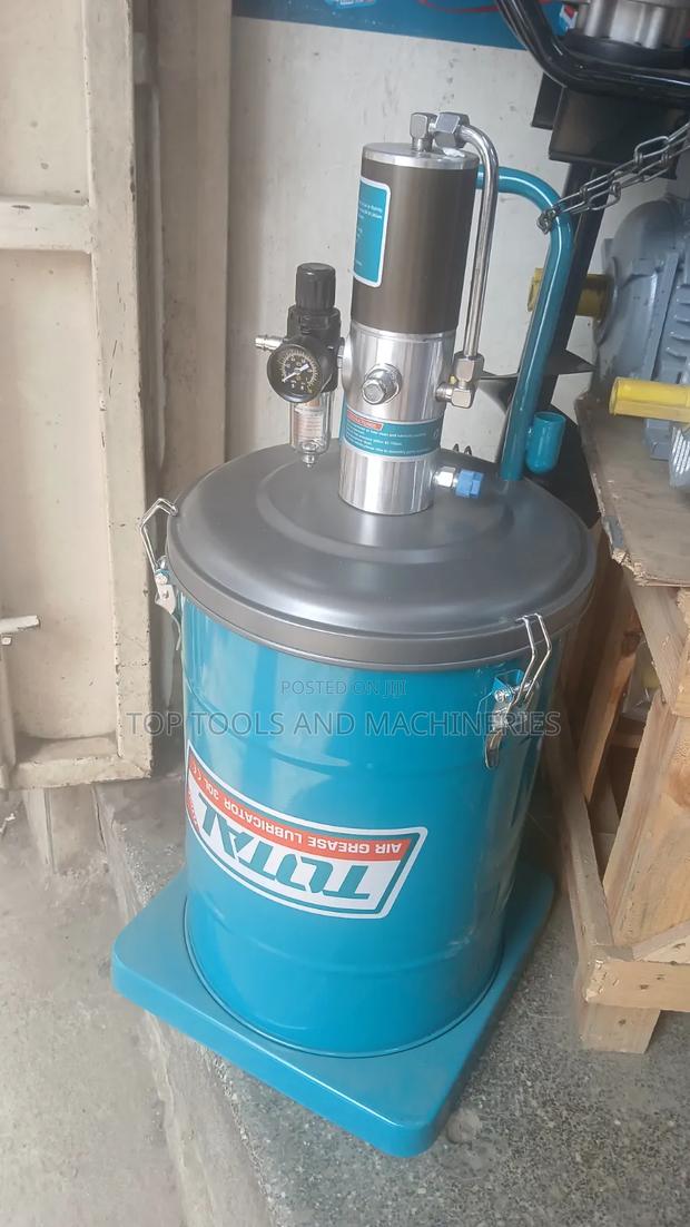 Total 30 Litres Air Grease Lubricator