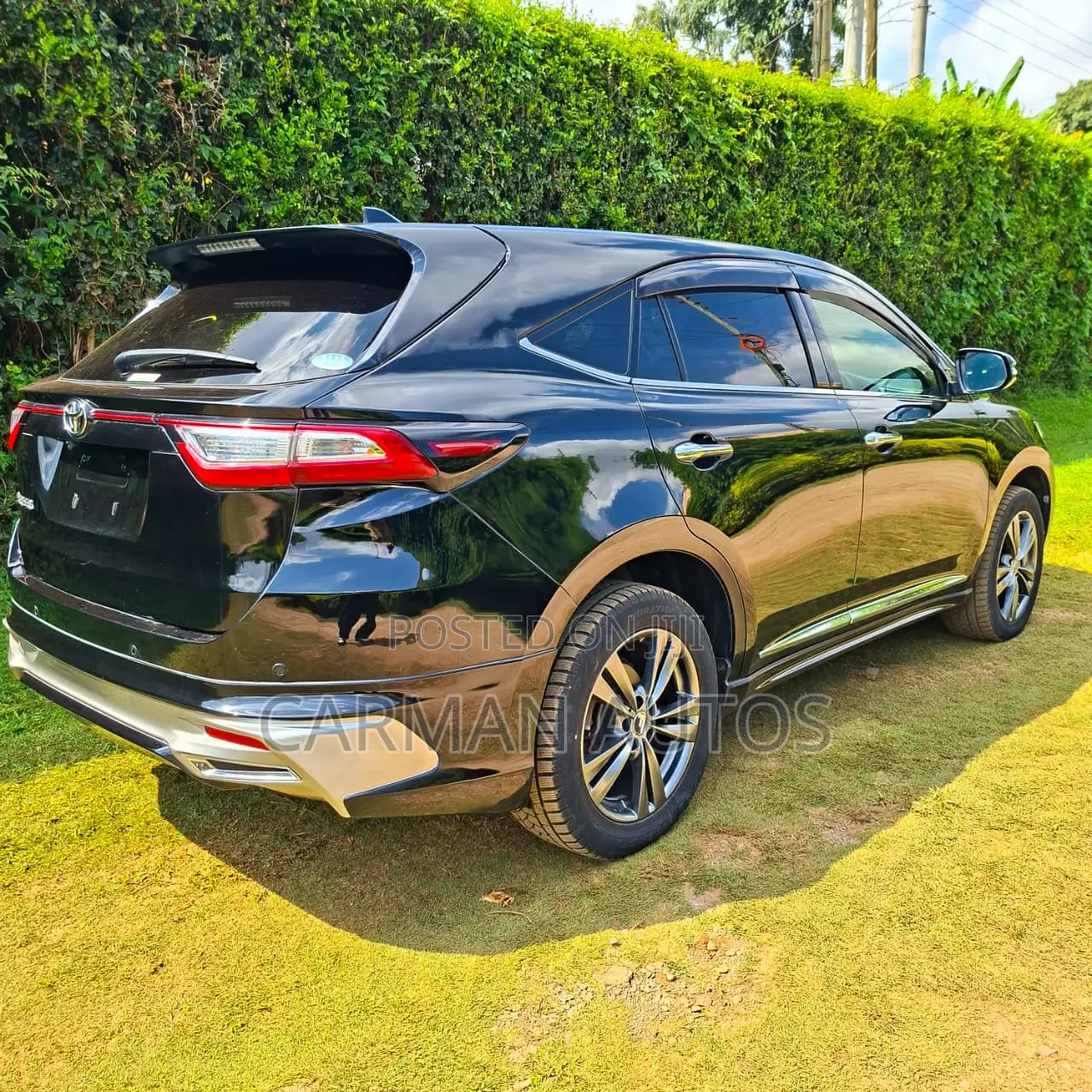 Toyota Harrier 2.0 4WD 2019 Black