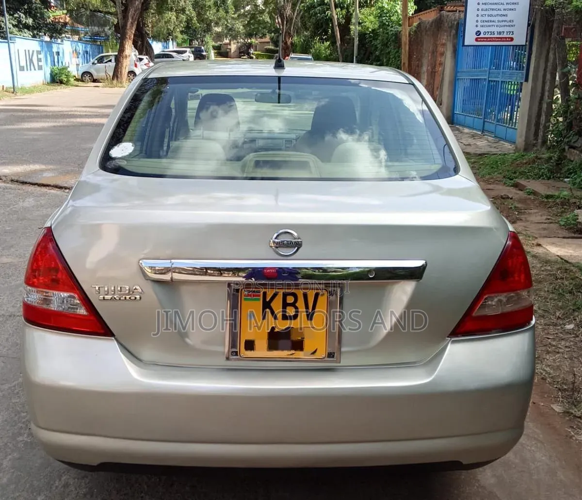 Nissan Tiida 2007 White