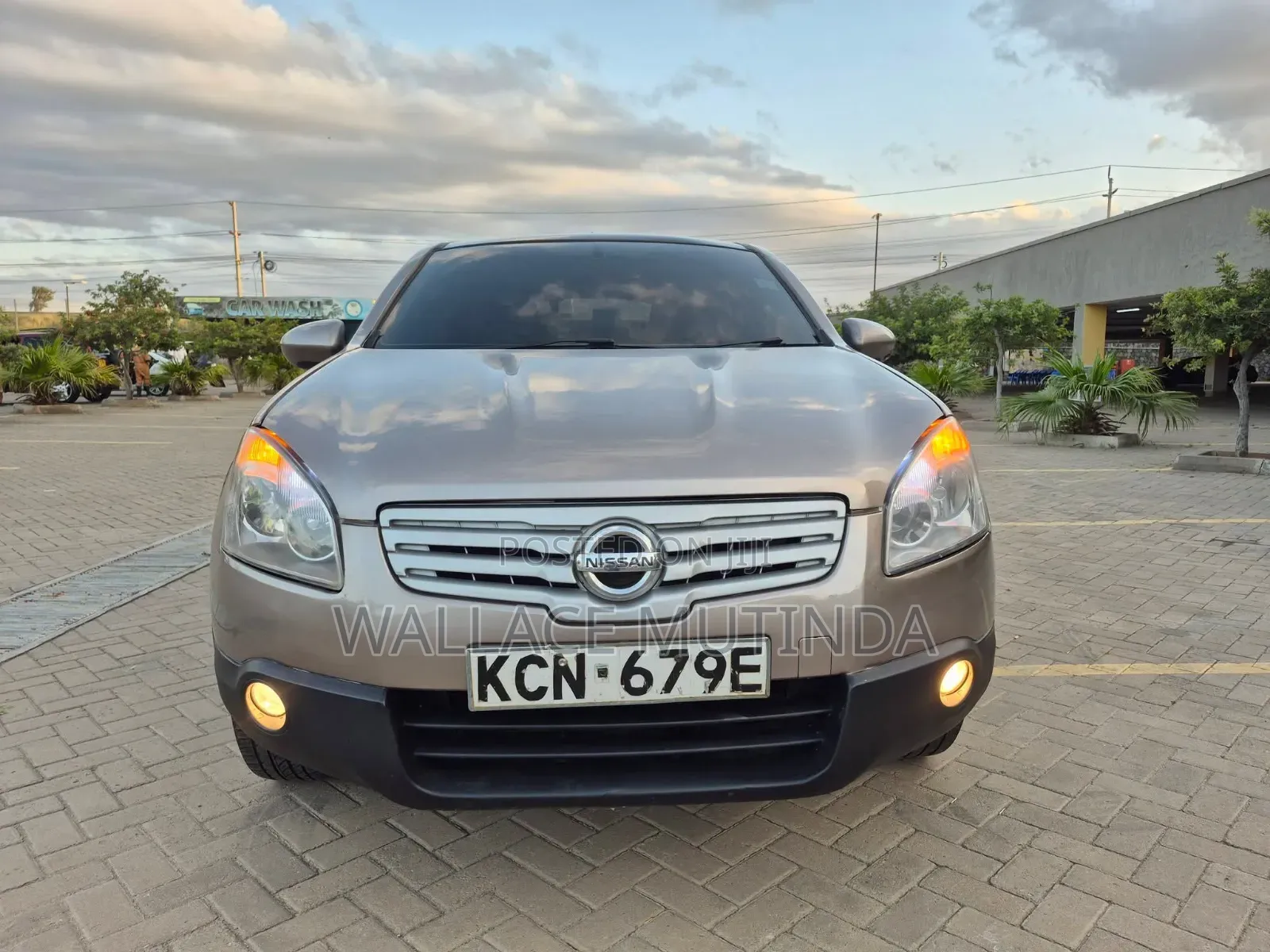 Nissan Dualis 2010 Brown