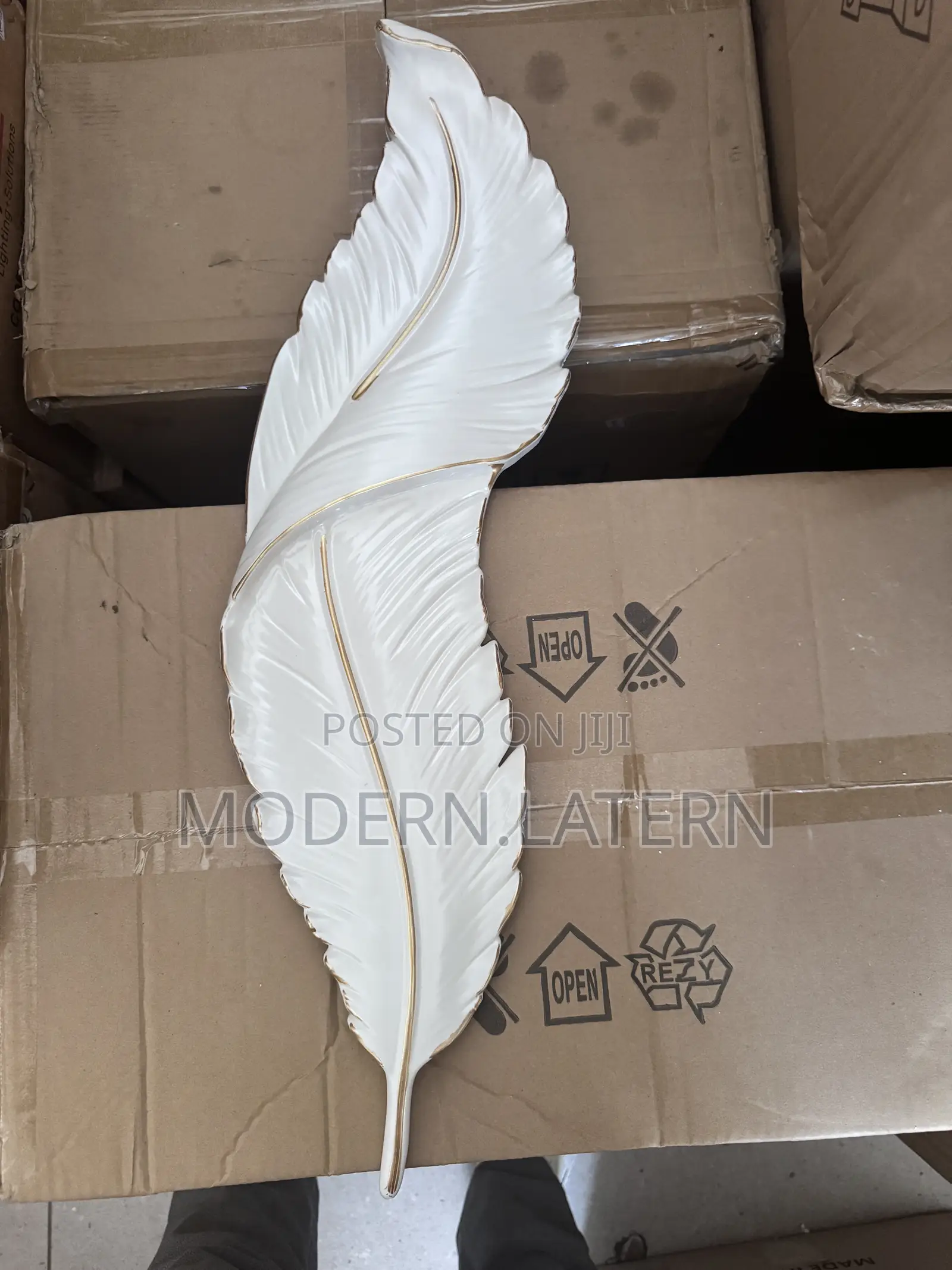 Modern Latern Feather Led Wall Light Decorative Wall Lamp 650mm