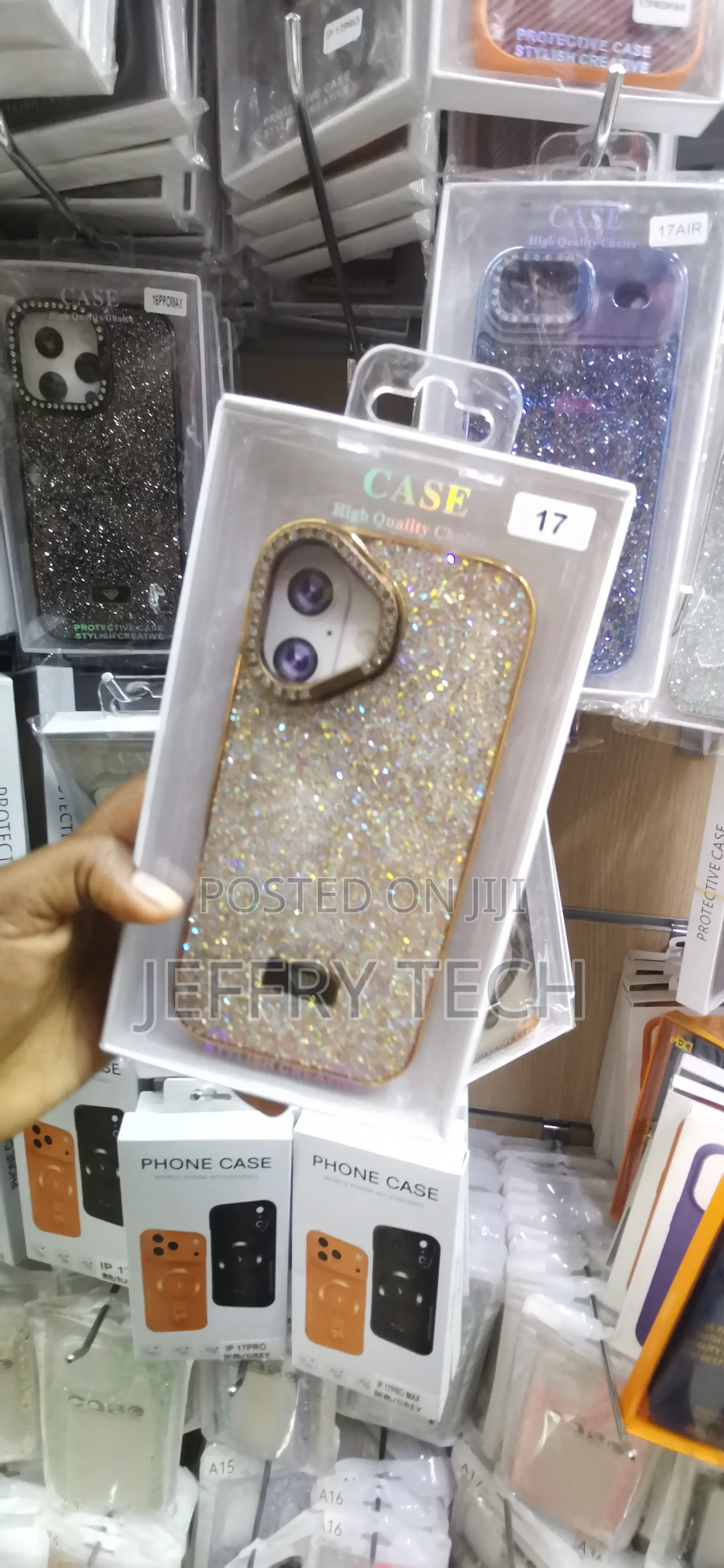 iPhone 17 Luxury Diamond Glitter Phone Case