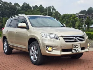 Toyota Vanguard 2011 Gold