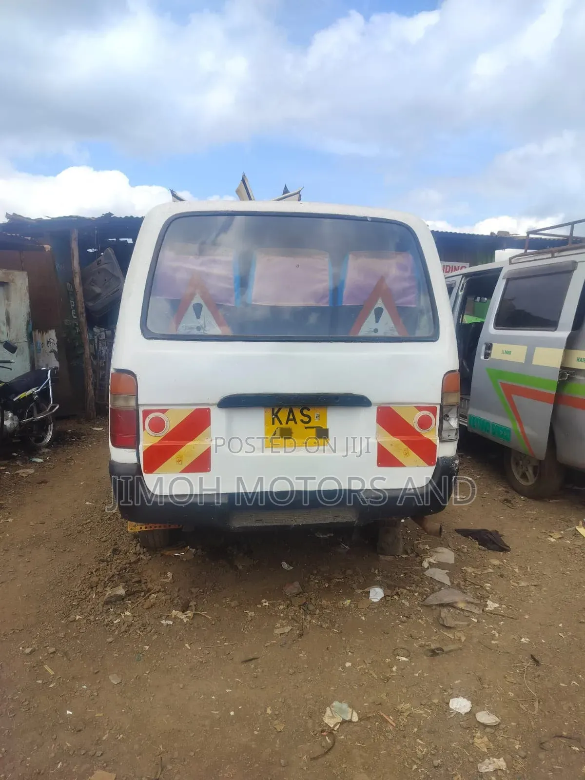 Toyota HiAce 1997 White
