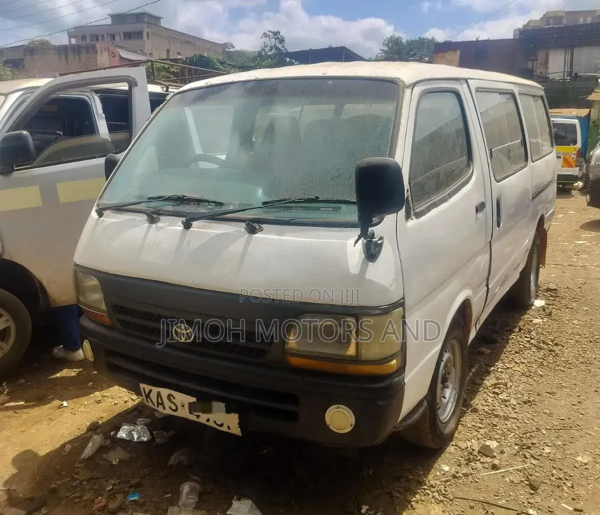 Toyota HiAce 1997 White