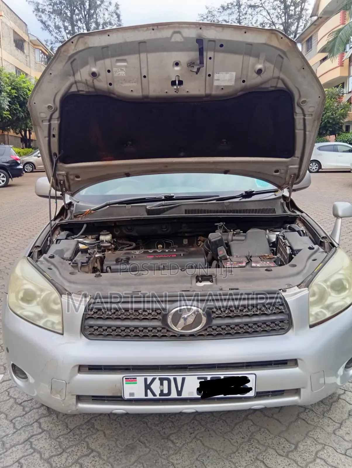 Toyota RAV4 2011 Silver