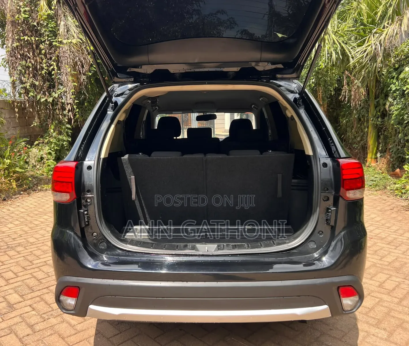 Mitsubishi Outlander 2016 Black