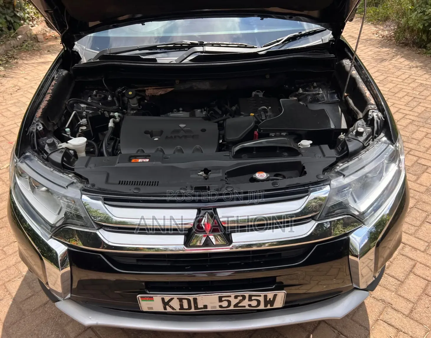 Mitsubishi Outlander 2016 Black
