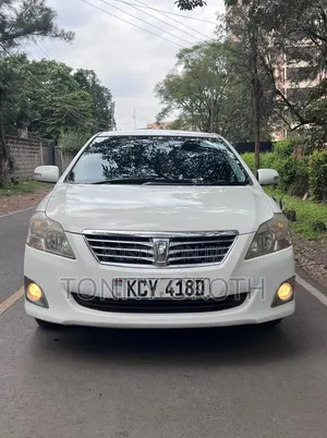 Toyota Premio 2013 White