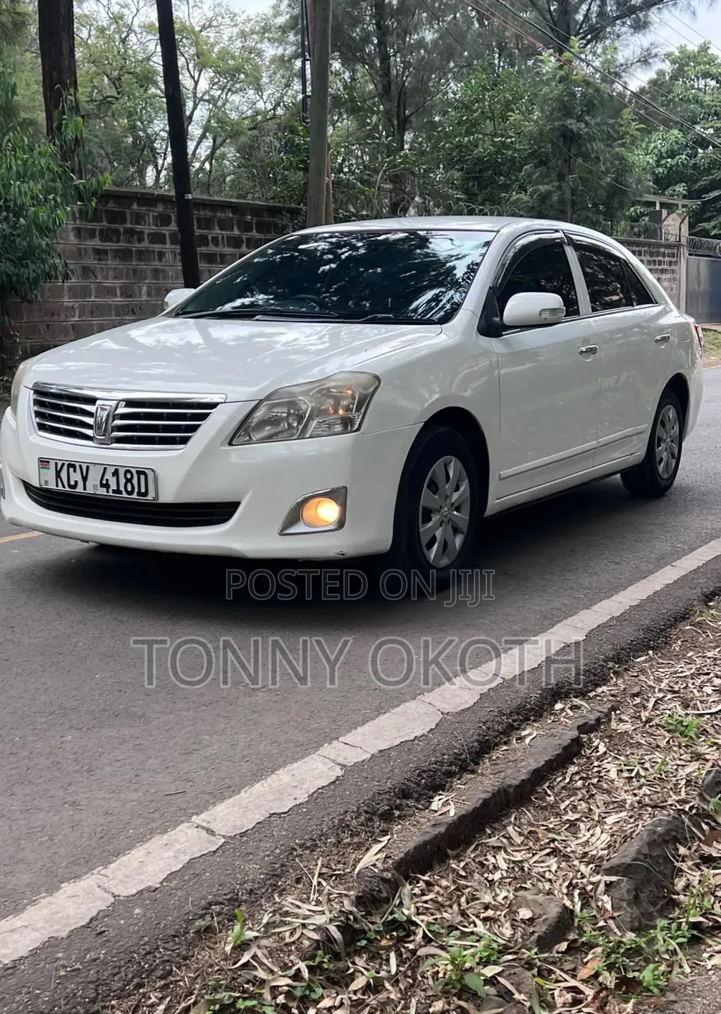 Toyota Premio 2013 White