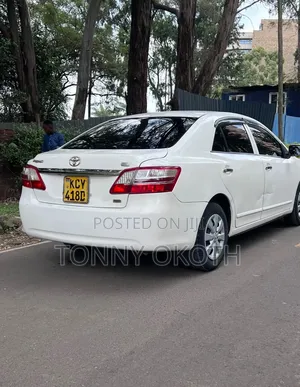 Toyota Premio 2013 White
