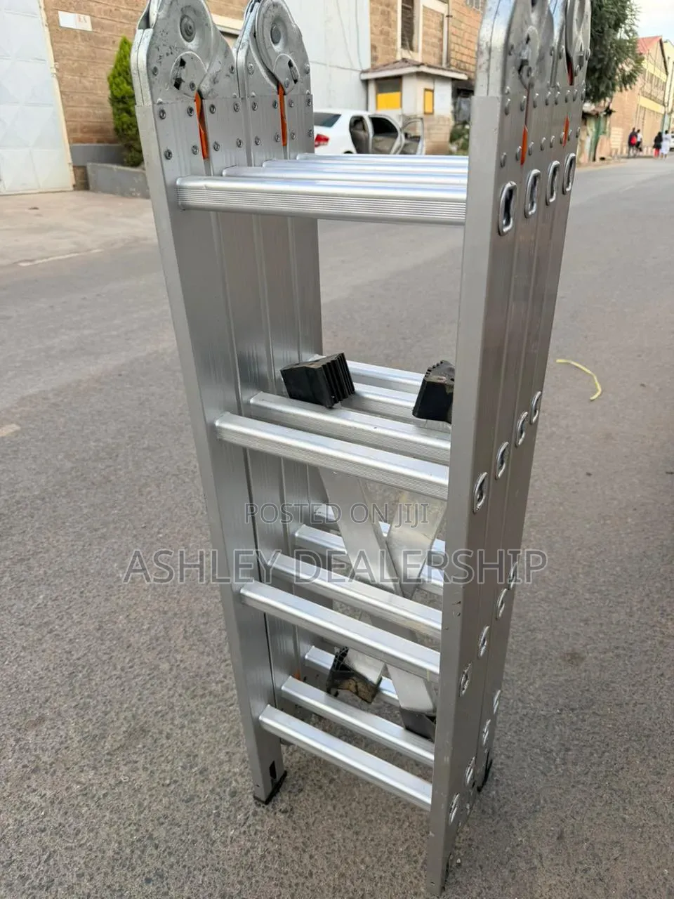 Multi- Folding Aluminum Ladder