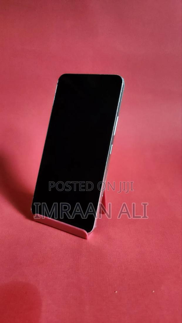 Samsung Galaxy S22 5G 128 GB Pink - thumbnail 4