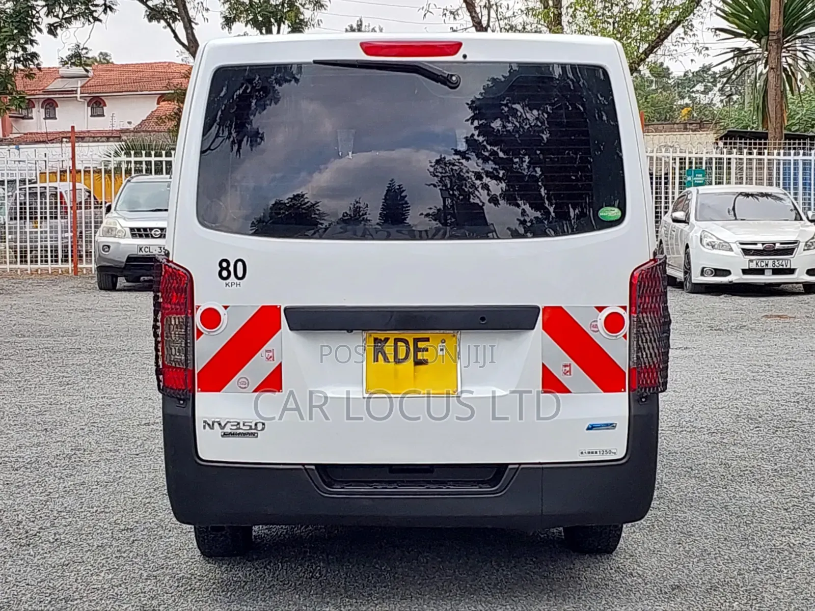 Nissan Caravan (Urvan) 2014 White