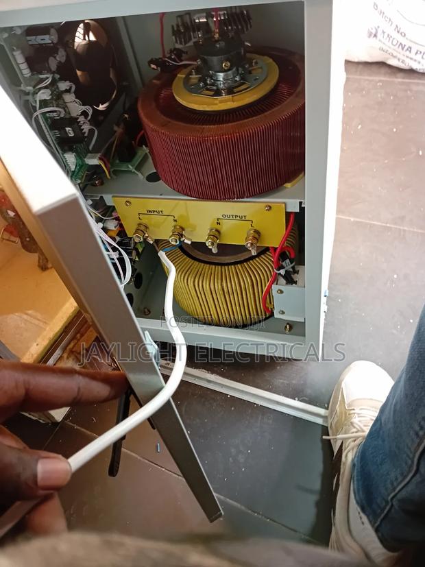 10kva Single Phase Voltage Regulator 220v Stabilizer - thumbnail 2