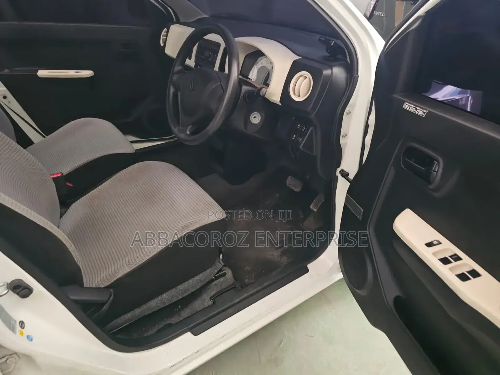 Suzuki Alto 2018 White