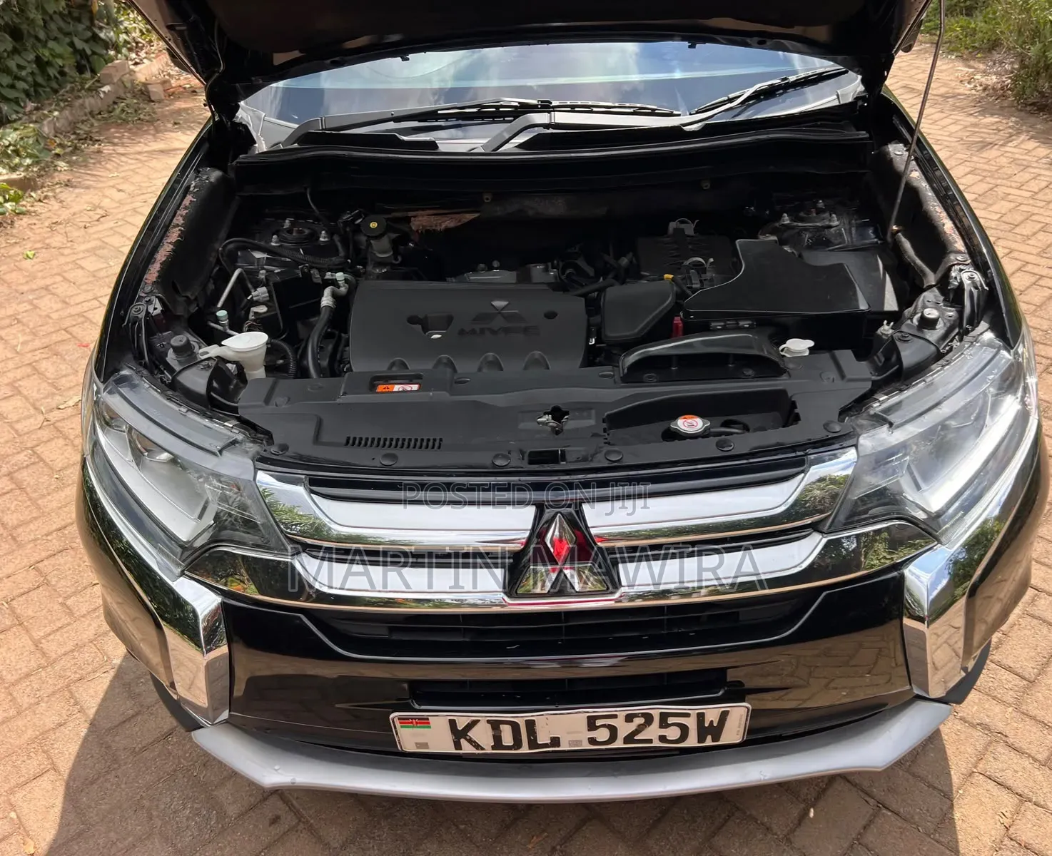 Mitsubishi Outlander 2016 Black