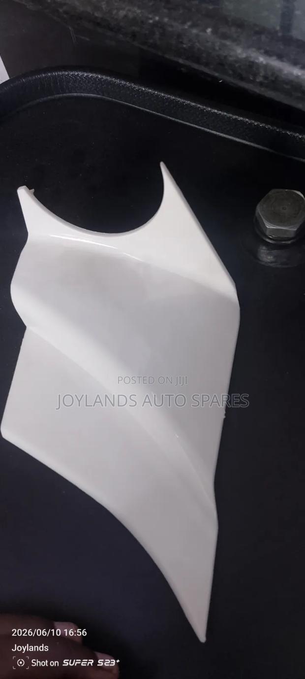 Isuzu Elf 700p Side Mirror Finisher
