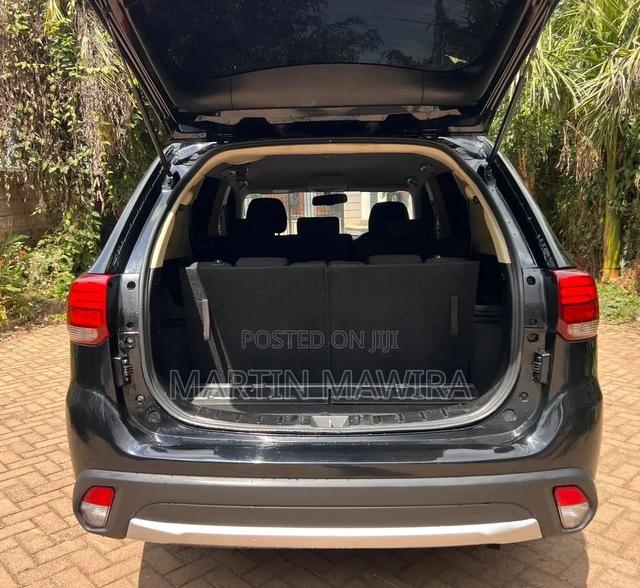 Mitsubishi Outlander 2016 Black