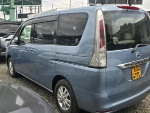 Nissan Serena 2013 Blue