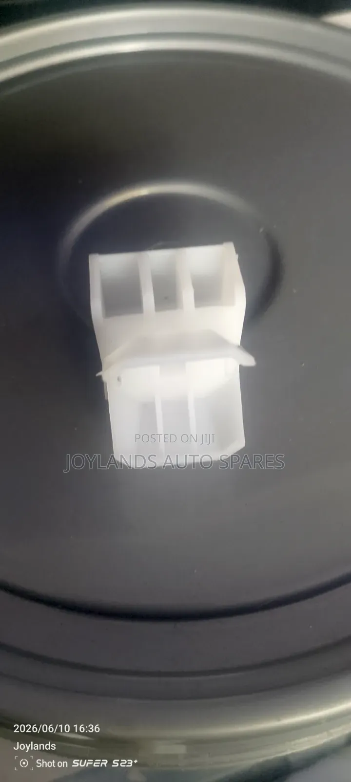 Isuzu Elf 700p Corner Panel Body Clips