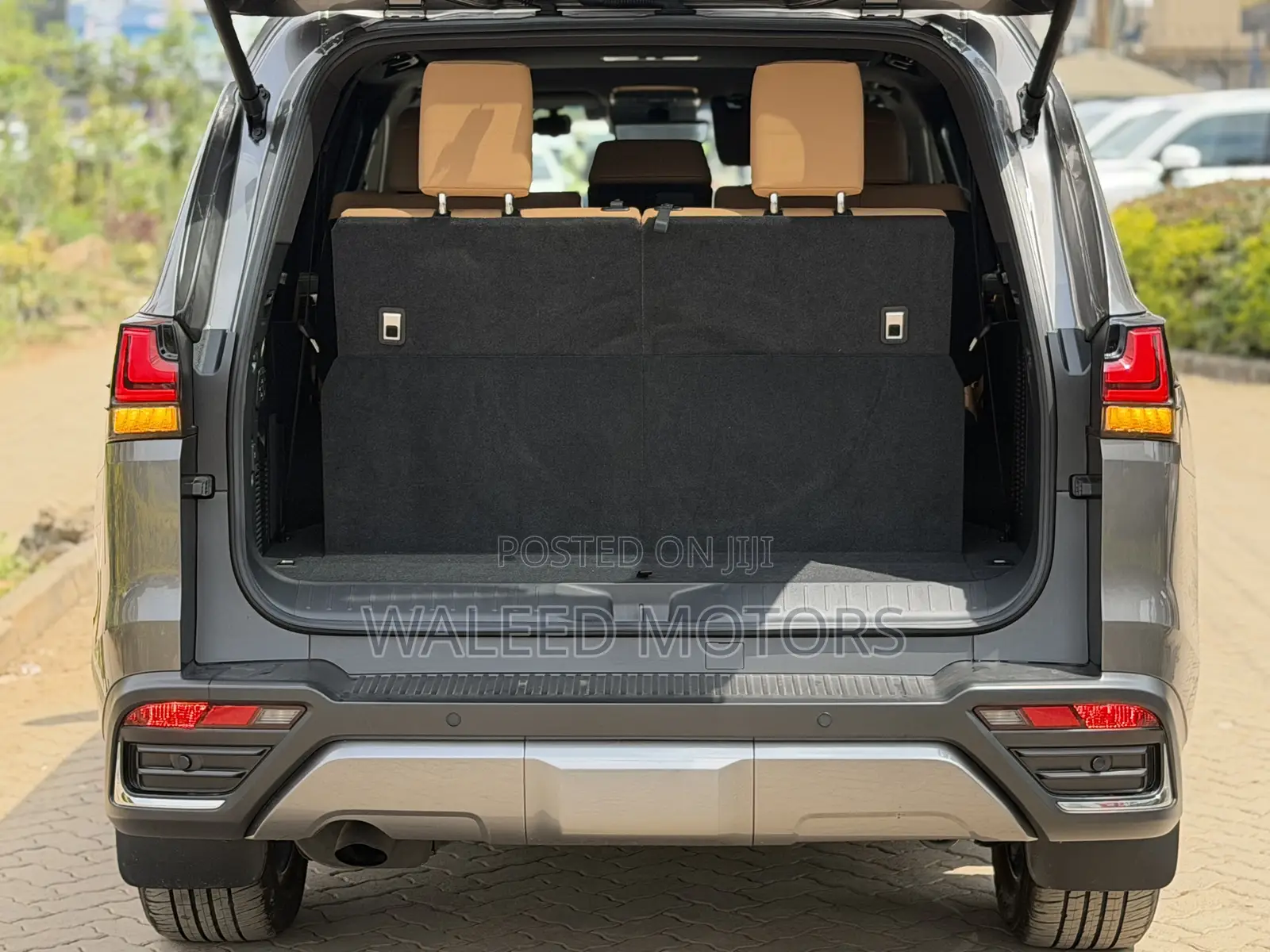 Lexus LX 600 2022 Gray