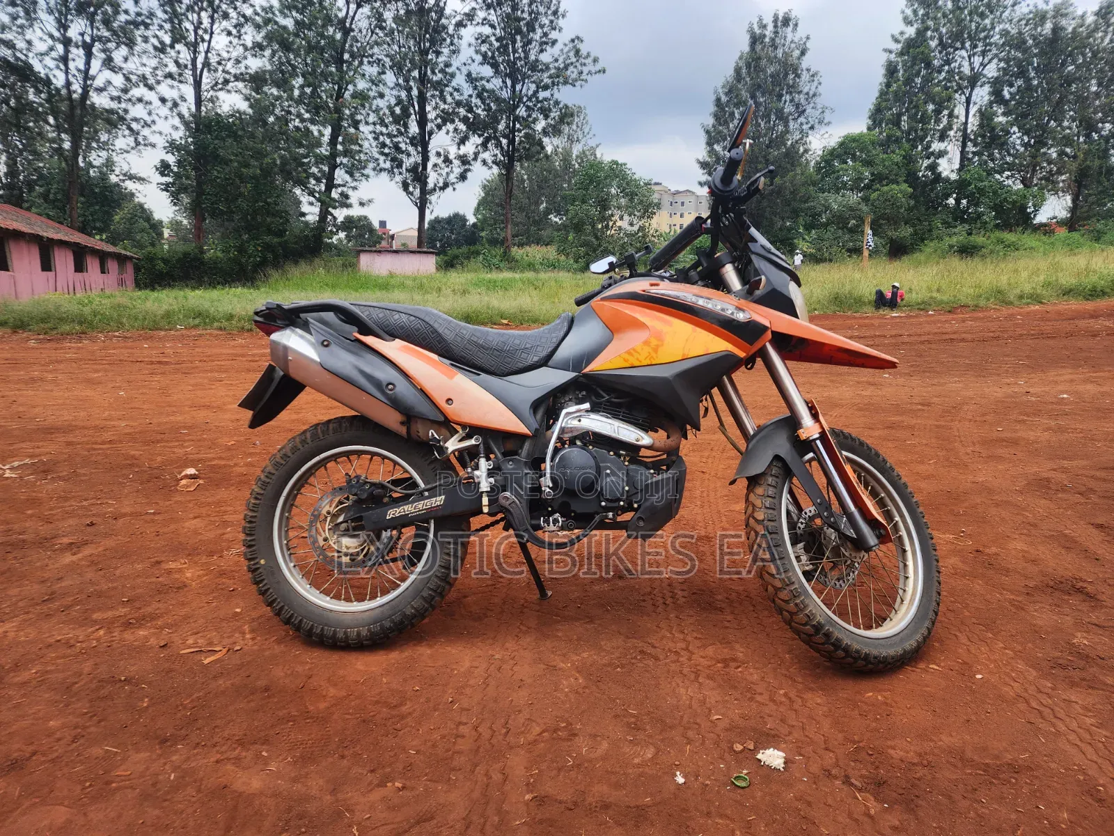 Raleigh 250cc 2019 Orange