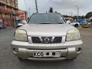 Nissan X-Trail 2006 Brown