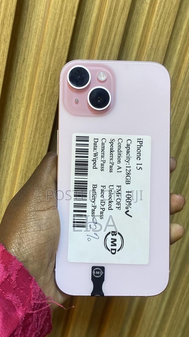 Apple iPhone 15 128 GB Pink