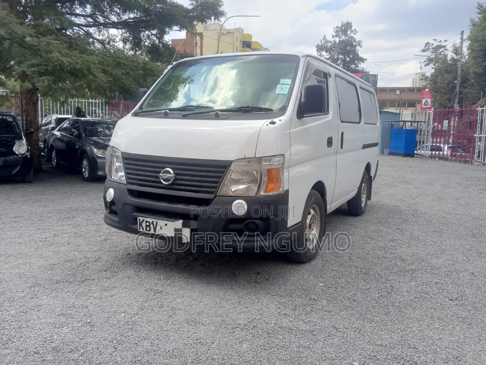 Nissan Caravan (Urvan) 2006 White