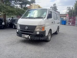 Nissan Caravan (Urvan) 2006 White