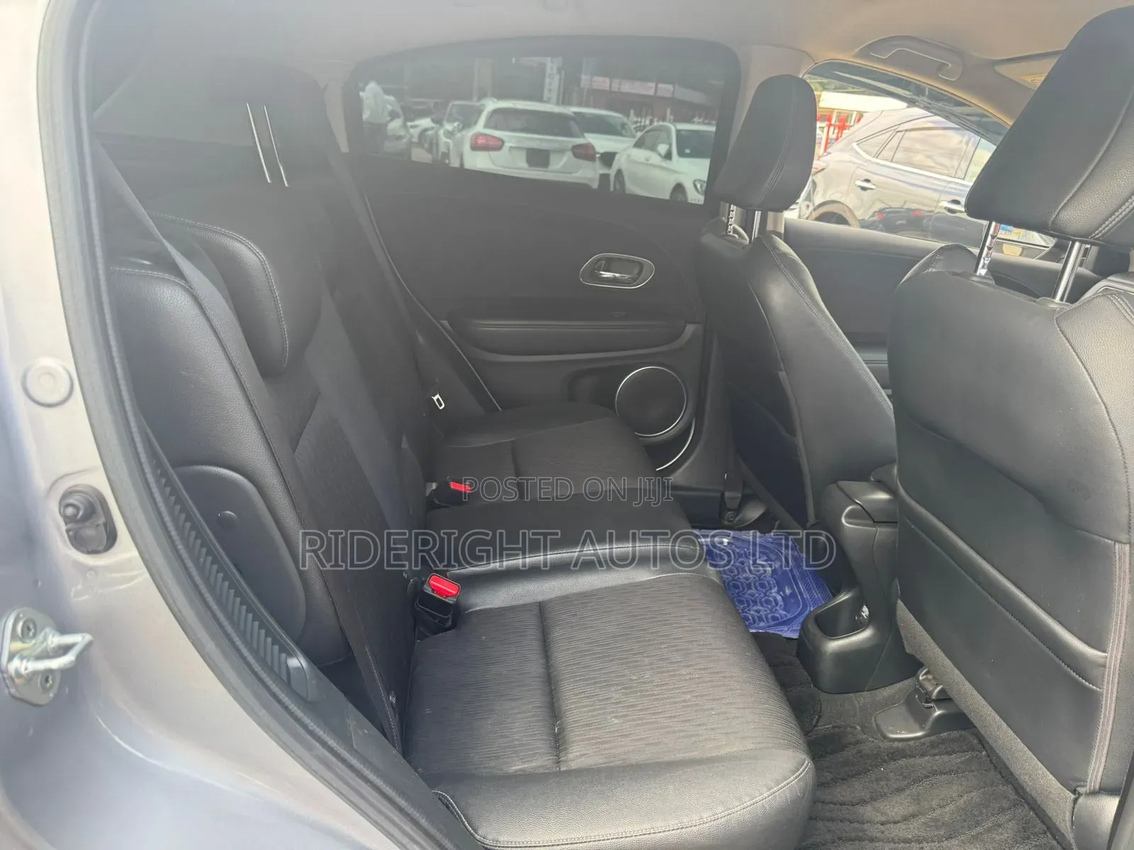Honda Vezel 2018 Silver