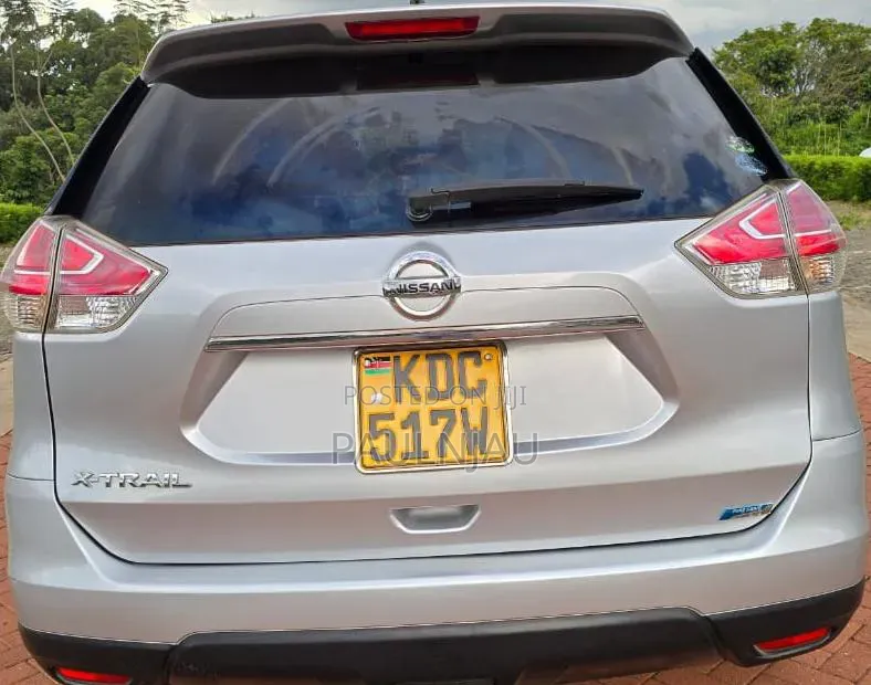 Nissan X-Trail 2015