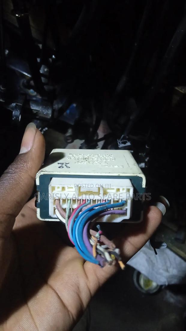 Sienta Door Control Receiver - thumbnail 2