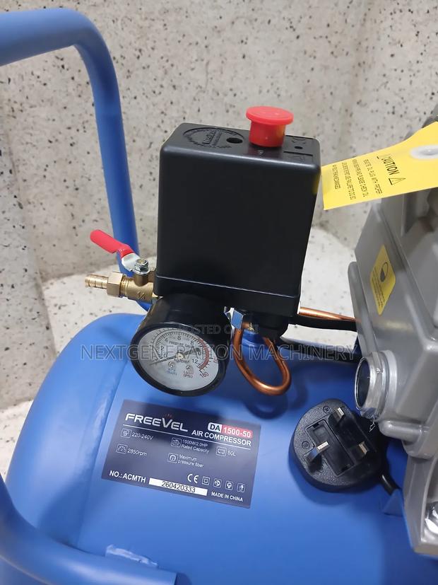 Freevel Air Compressor 50l - thumbnail 2