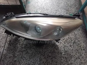 Mazda Premacy Headlight Zenon