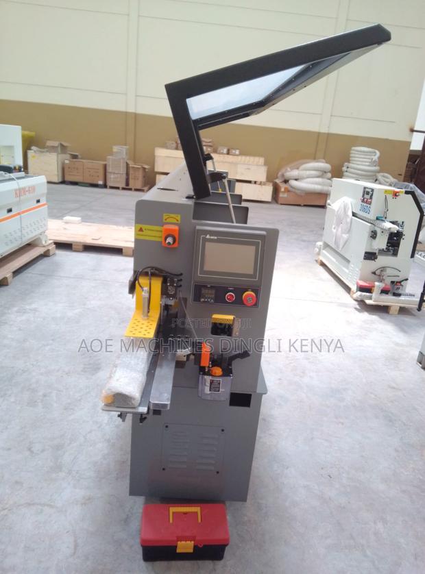 Automatic Edge Banding Machine – Perfect Edges. Every Time. Aoe307dsp - thumbnail 3