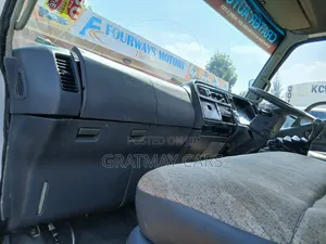 2015 Mitsubishi Canter Fh