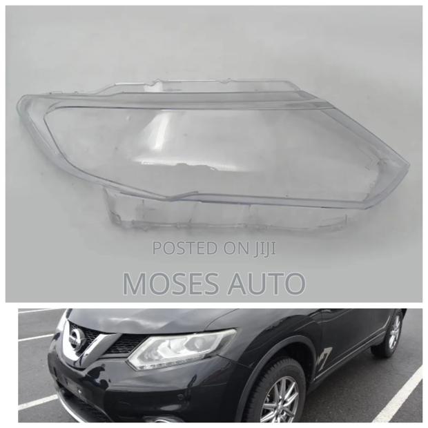 Nissan X-Trail Nt32 Headlight Lens