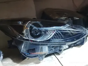 Mazda Axela Headlight Xenon