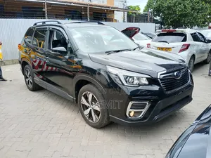 Subaru Forester Premium AWD 2019 Black